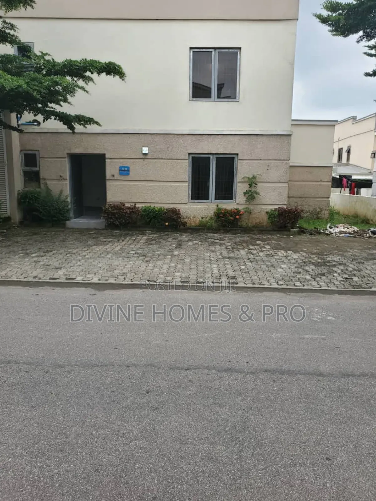4bdrm Duplex in Life Camp for rent in Life Camp