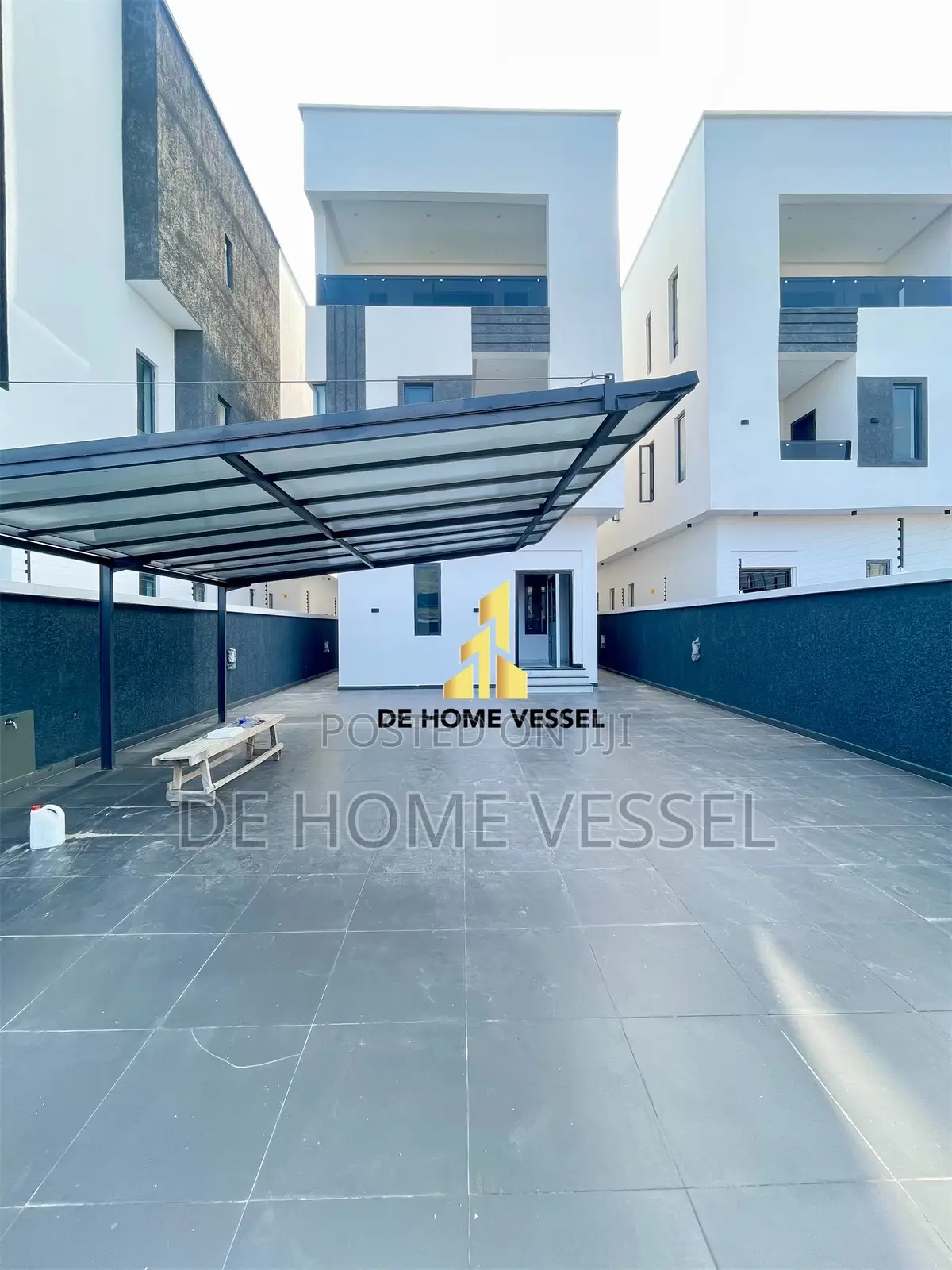 5bdrm Duplex in Lekki for sale in Lekki