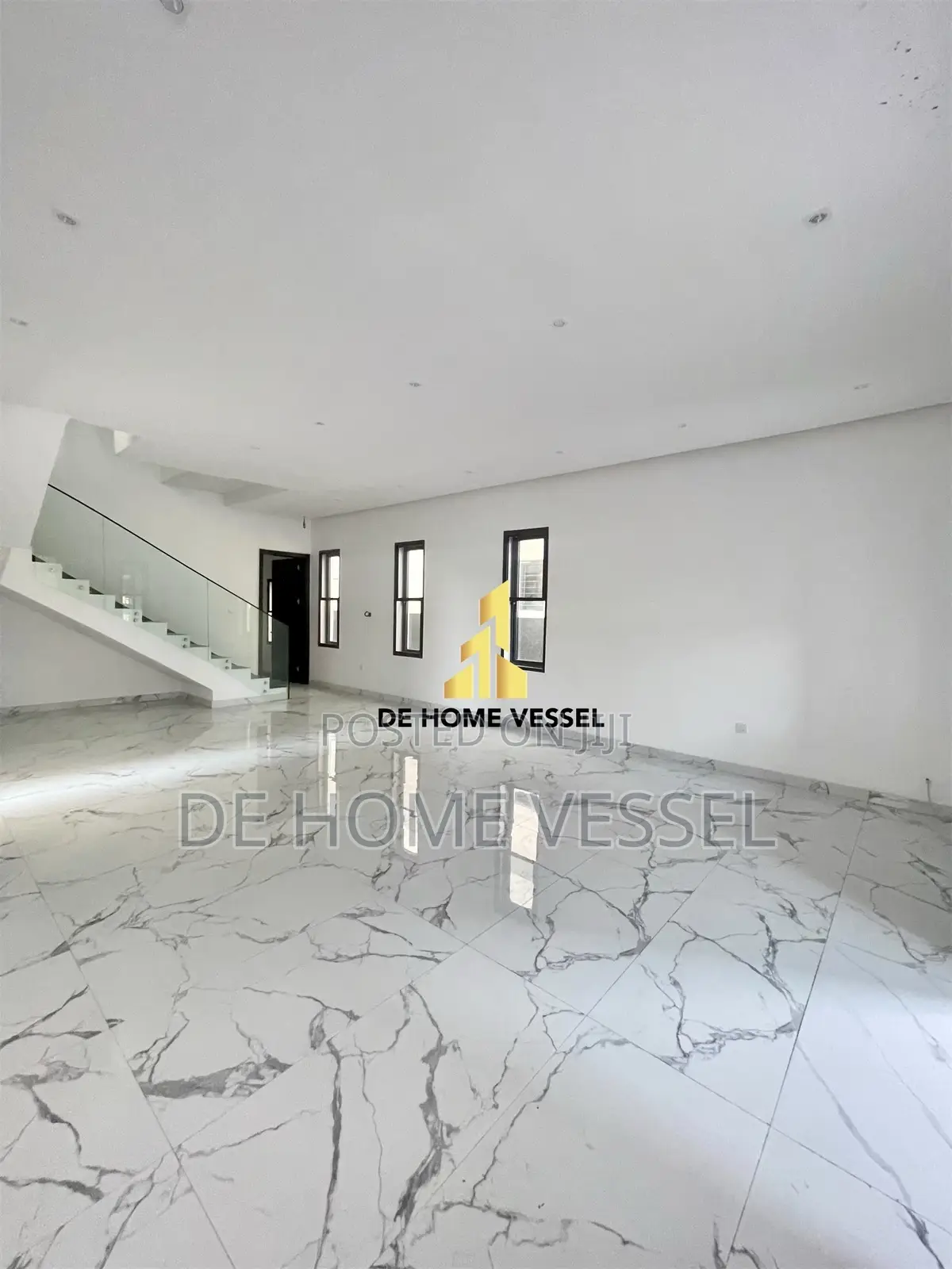 5bdrm Duplex in Lekki for sale in Lekki