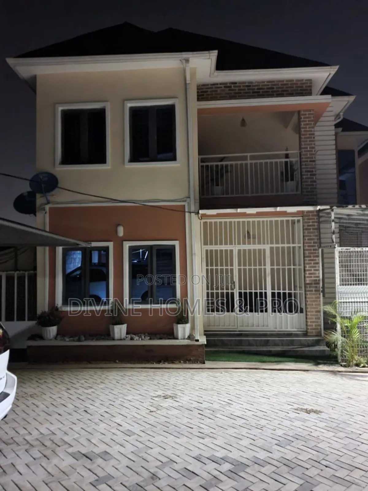 5bdrm Duplex in Durumi for sale in Durumi