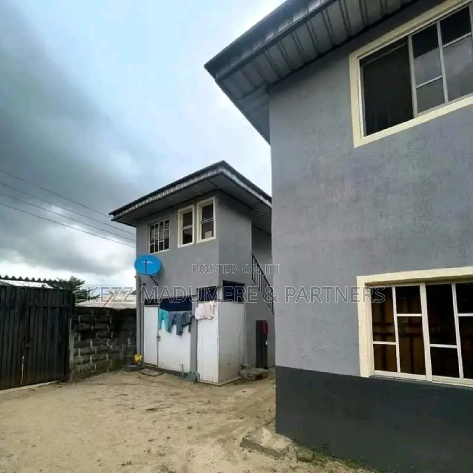 8bdrm Block of Flats in Rumuduru , Eneka , for sale in Port-Harcourt