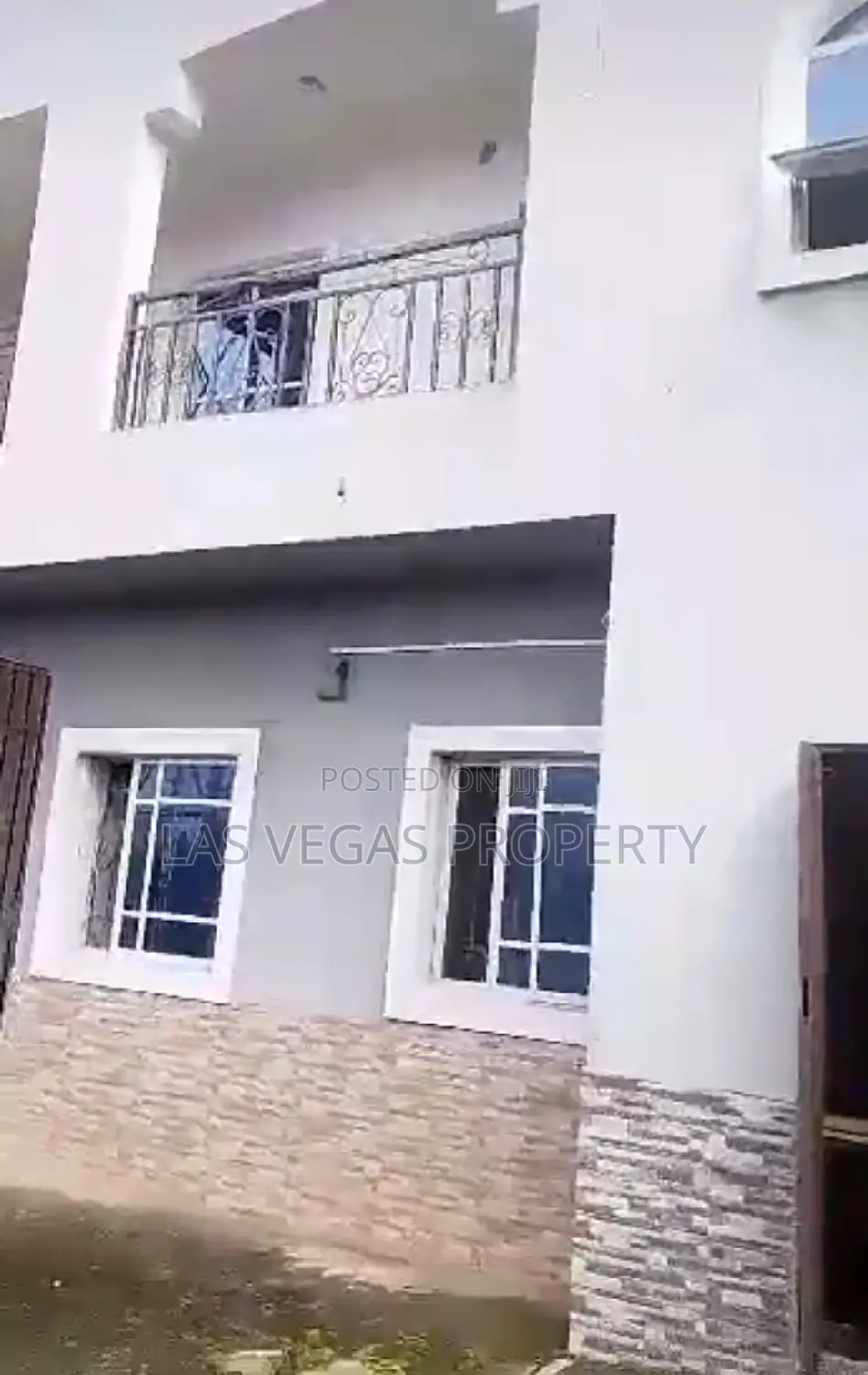 Furnished 2bdrm Block of Flats in Owerri for sale in Owerri