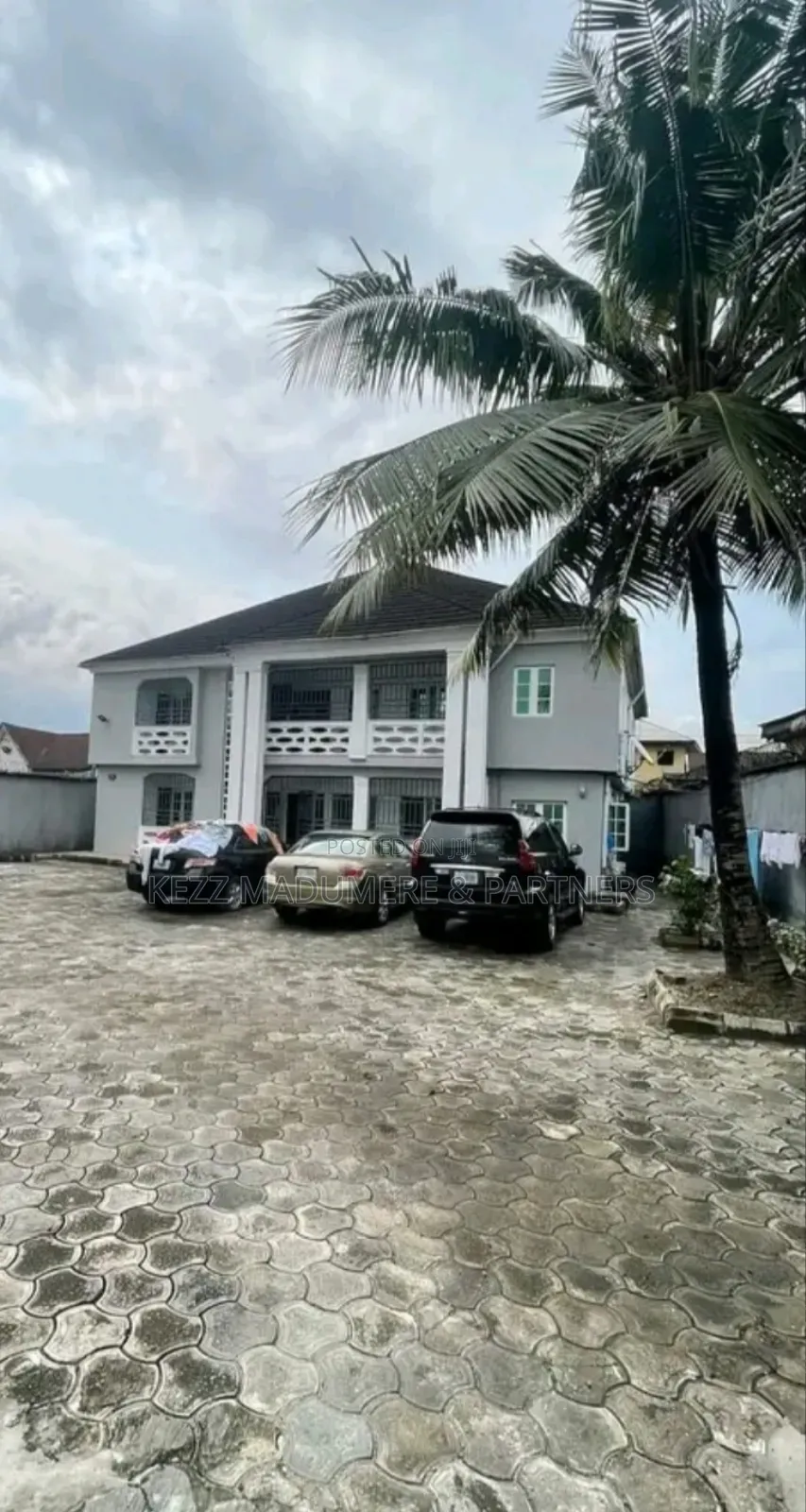 8bdrm Duplex in Rumudara , Port for sale in Port-Harcourt
