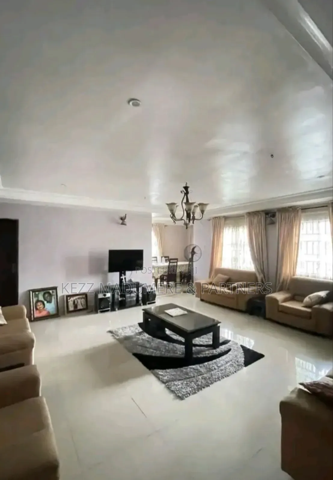8bdrm Duplex in Rumudara , Port for sale in Port-Harcourt
