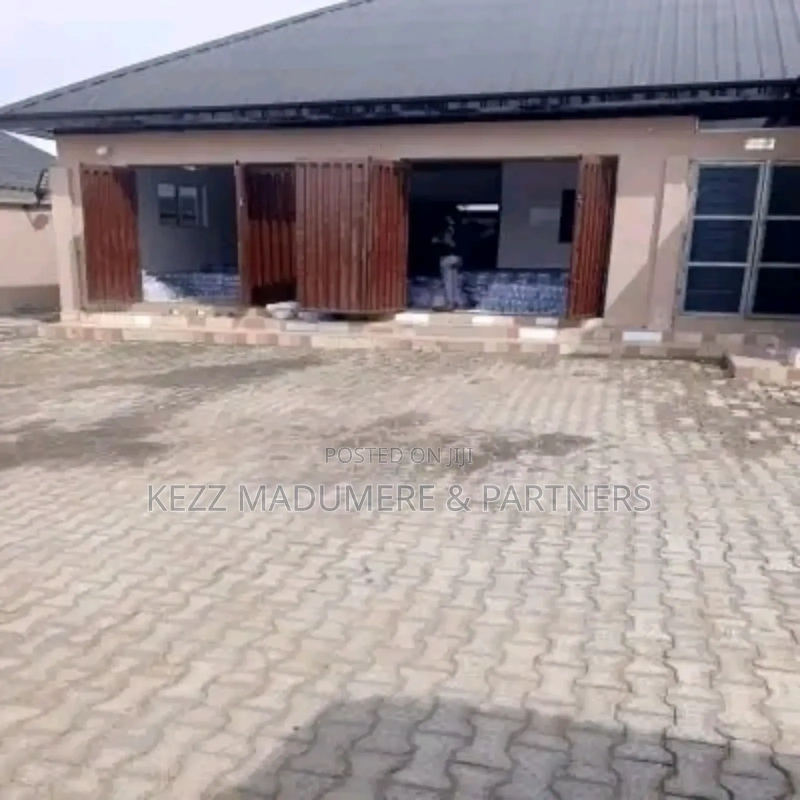 For Sale: Standard Functional Poor Water Factory at Badagry in Badagry / Badagry