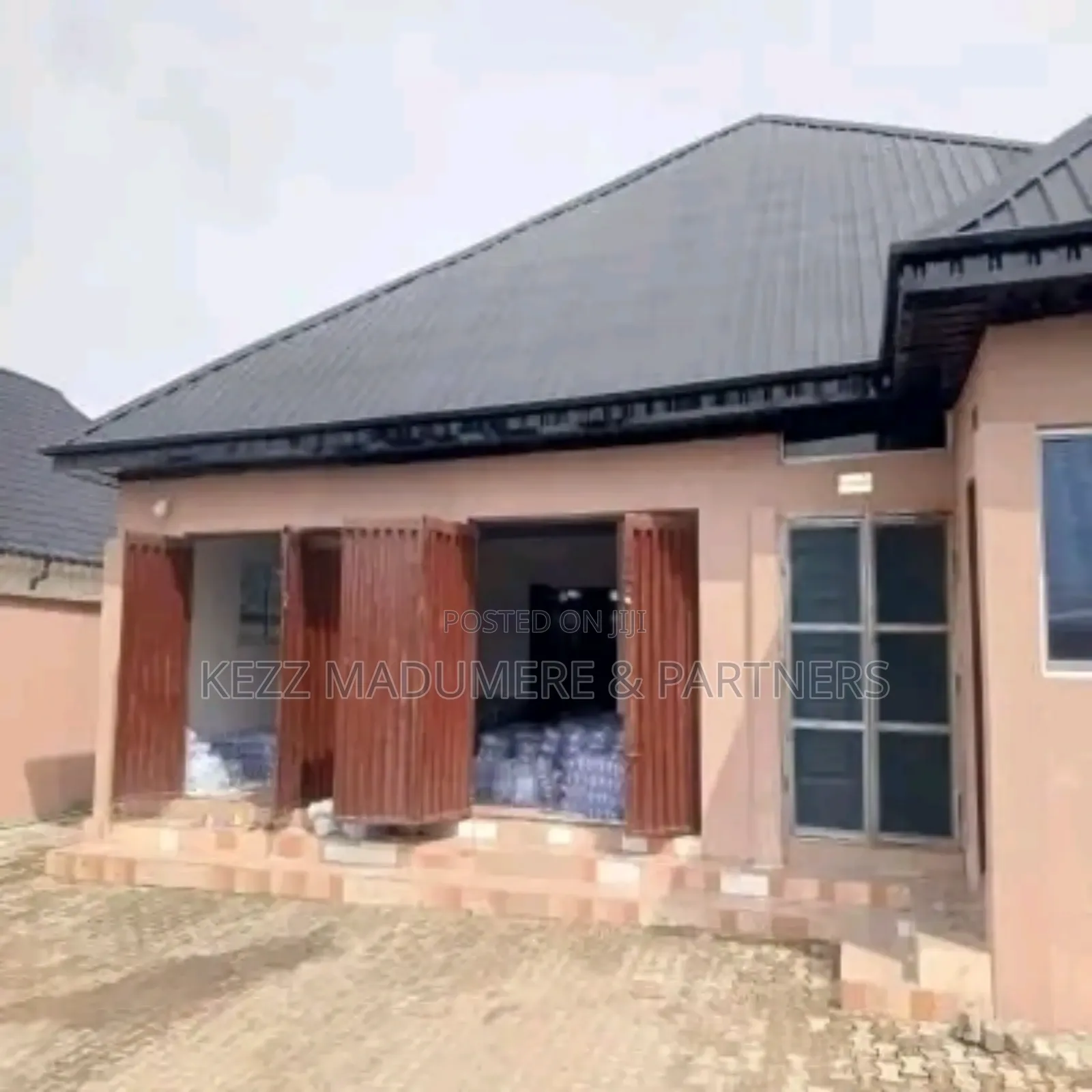 For Sale: Standard Functional Poor Water Factory at Badagry in Badagry / Badagry