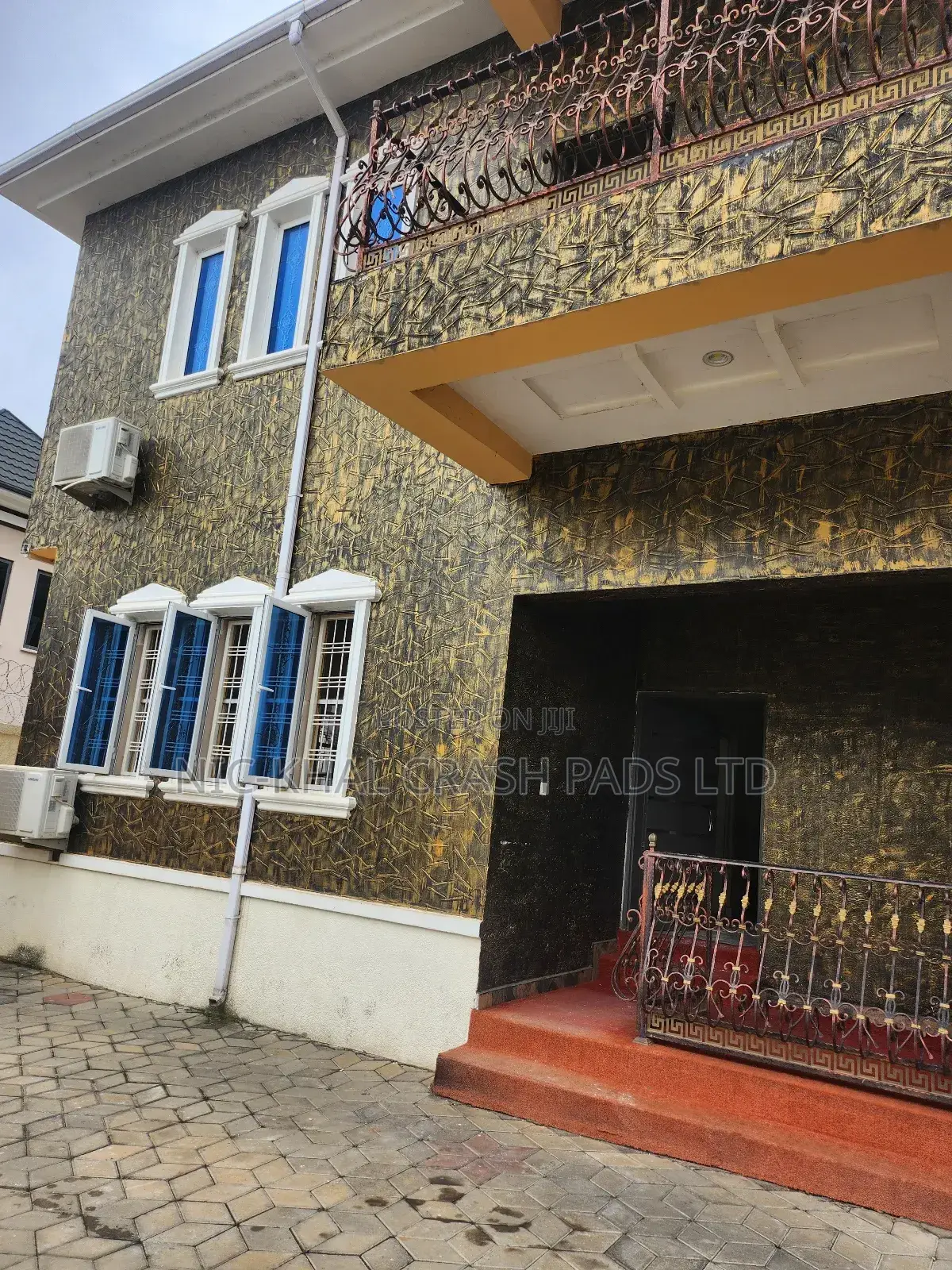 4bdrm Duplex in Jahi Gilmor for rent in Jahi