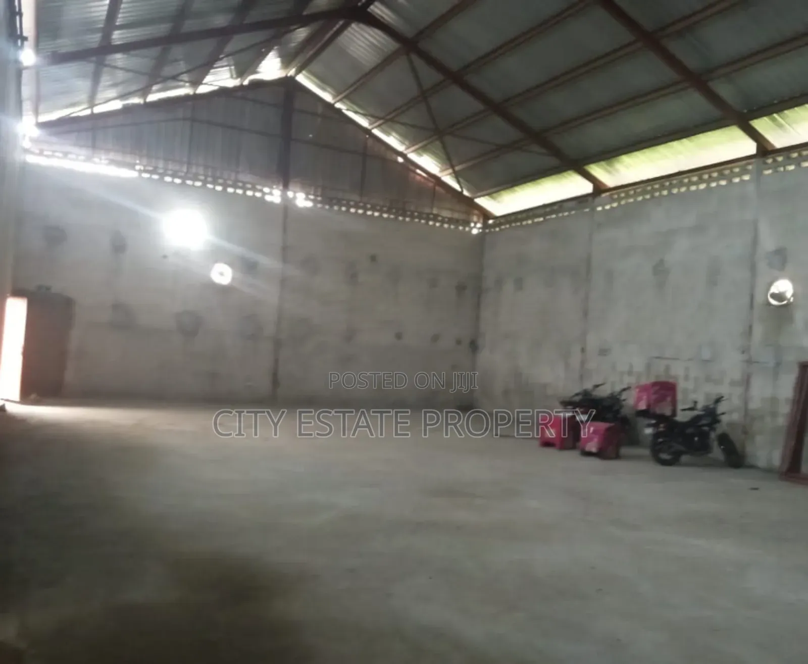 Warehouse for Sale in Ph in Port-Harcourt
