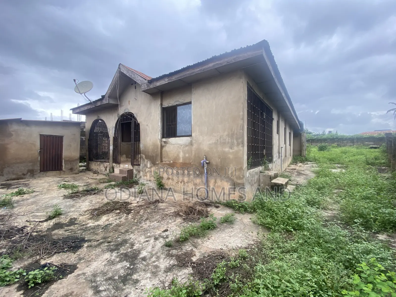 4bdrm Bungalow in Alaafia Estate,, Ibadan for sale in Ibadan