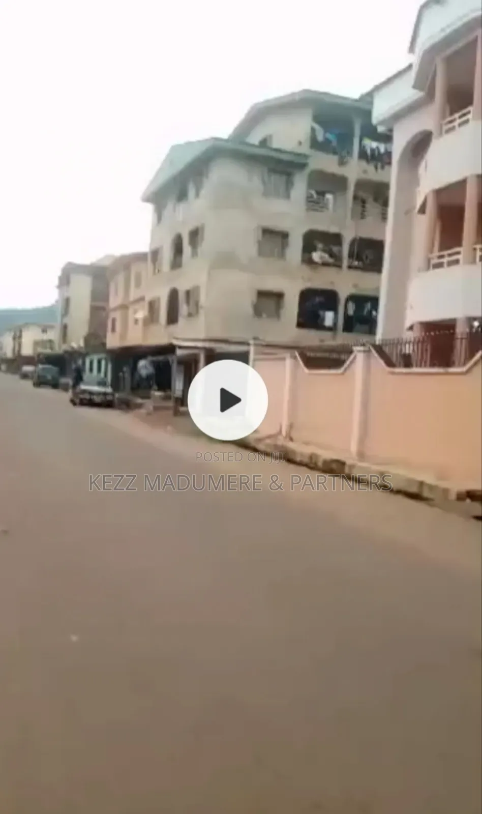 10bdrm Block of Flats in Agbani Road , Enugu for sale in Enugu