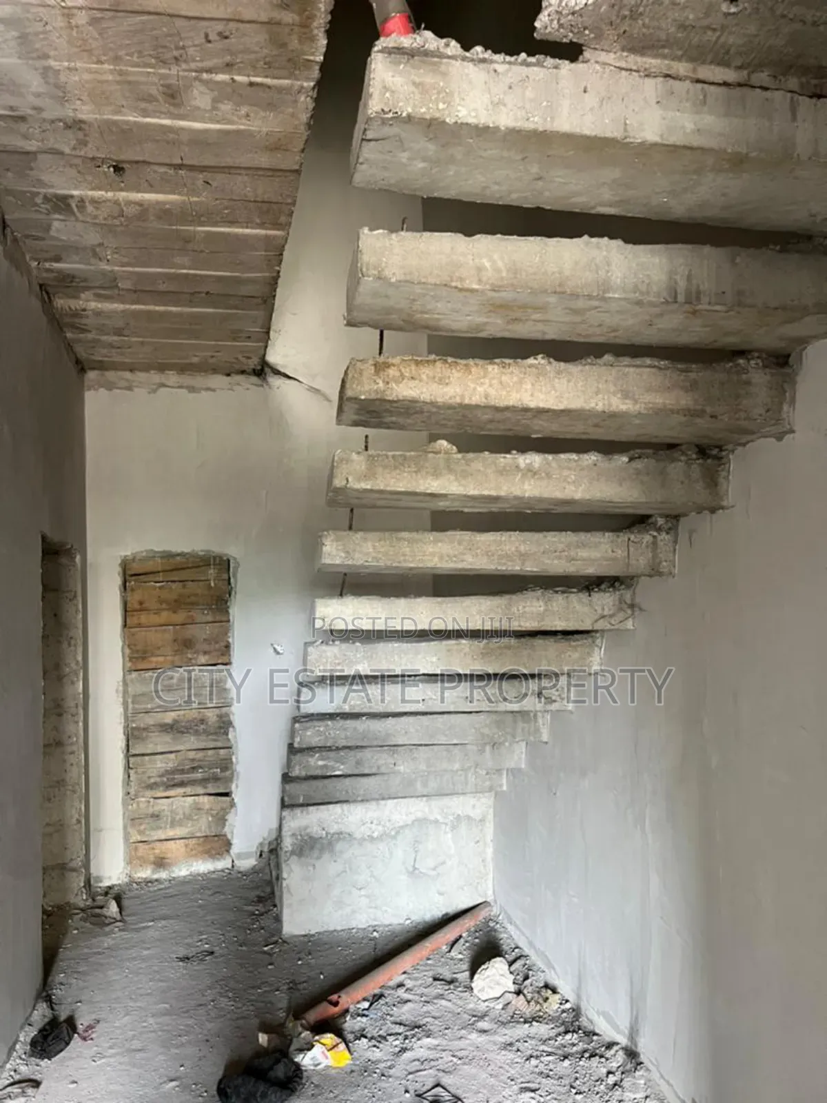 12bdrm Duplex in Opp Lekki Gardens, Port-Harcourt for sale in Port-Harcourt