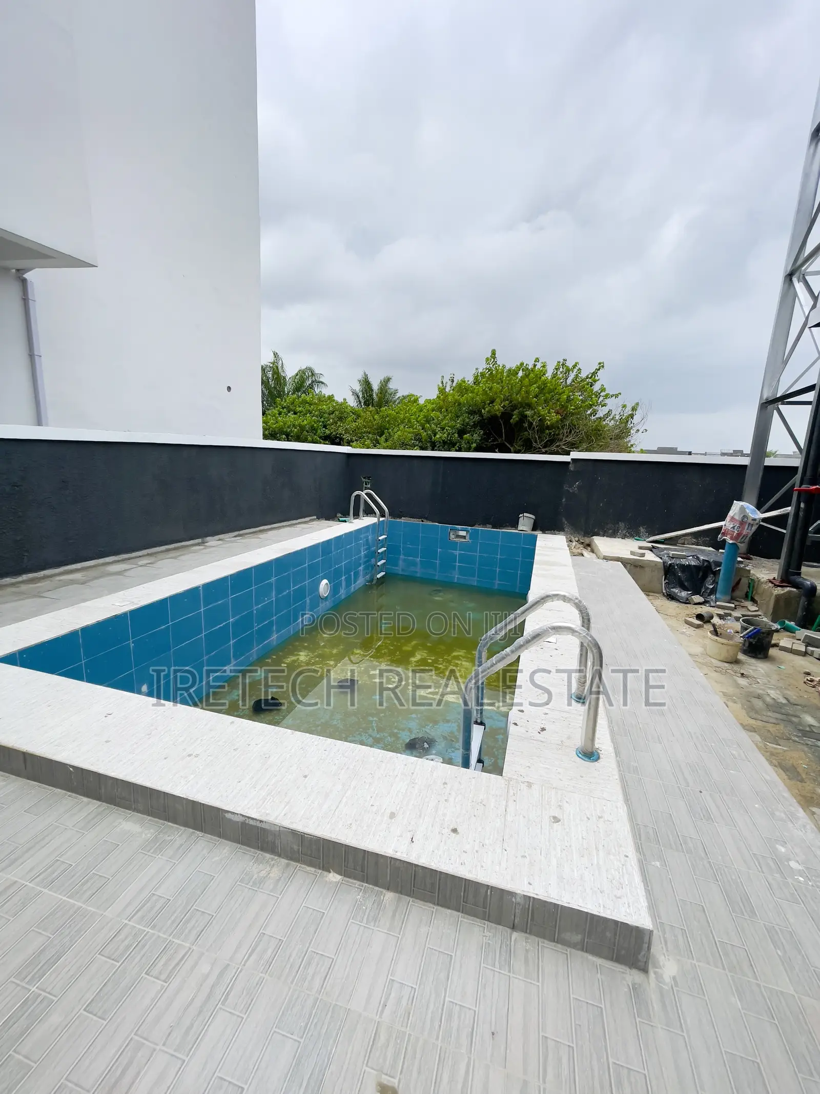 Fully Serviced 5 Bedroom Semi Detached Duplex With Pool in Lekki