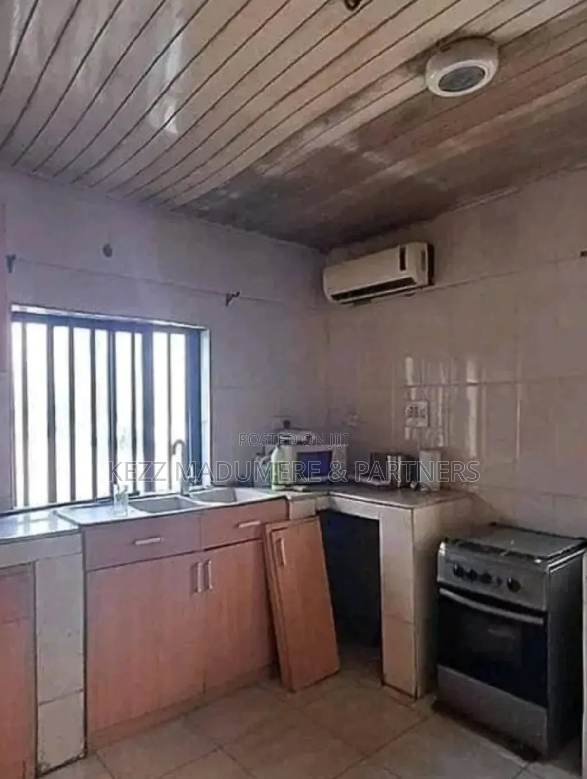 8bdrm Duplex in Dr Peter Odili , for sale in Port-Harcourt
