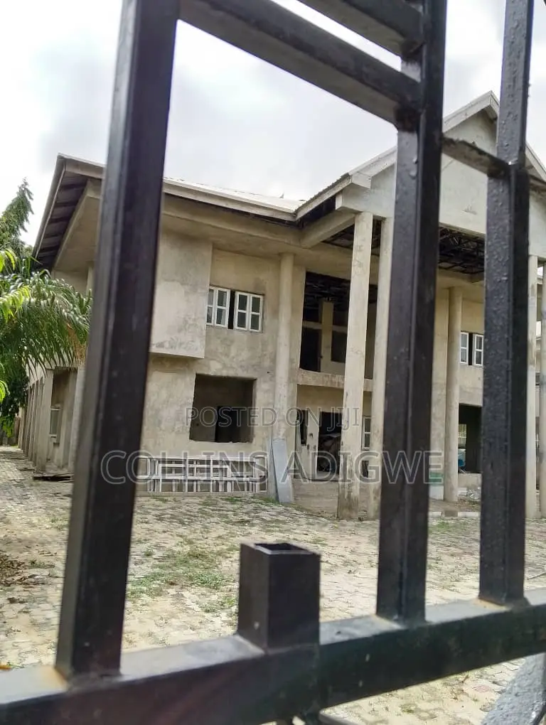 7 Bedroom Duplex Fully Detached in VGC / Ajah