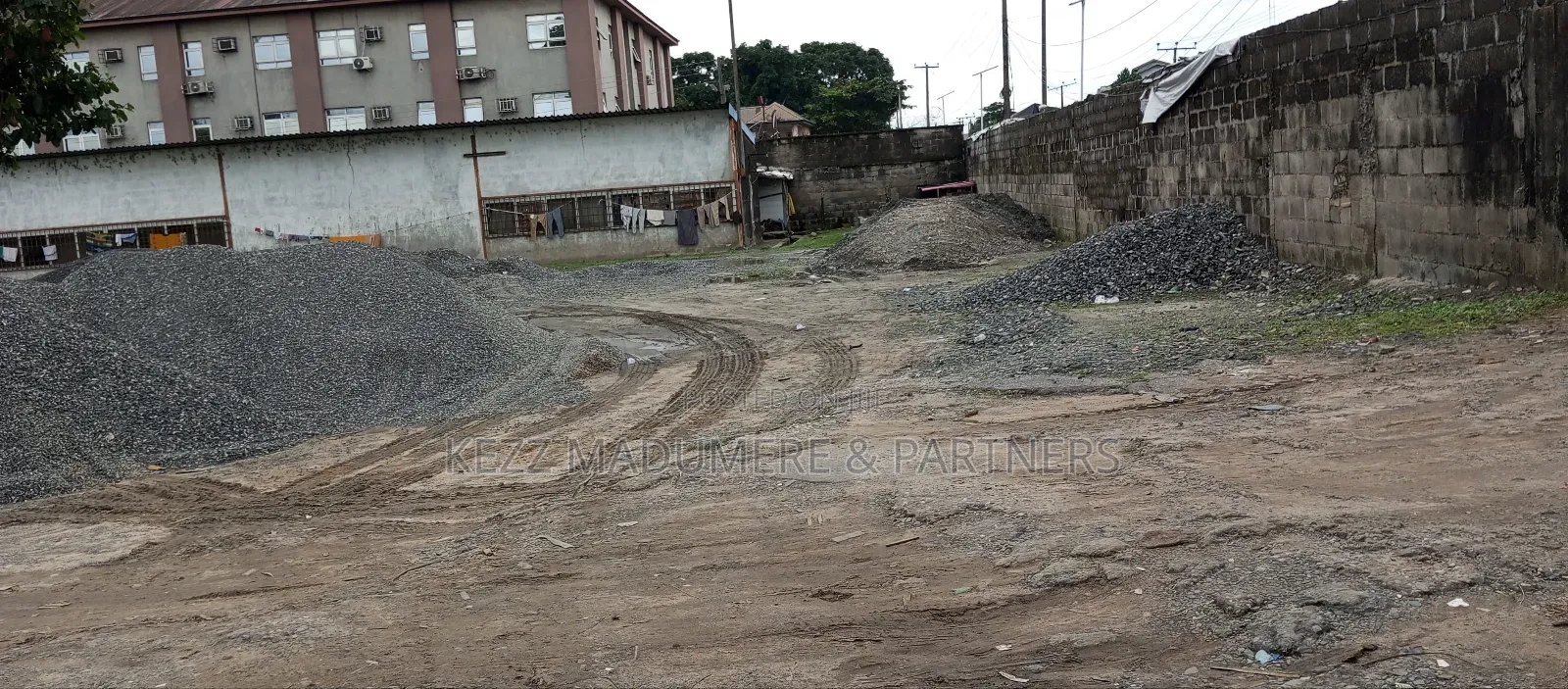 For Sale : 27 Plots at Trans Amadi , Port Harcourt in Port-Harcourt