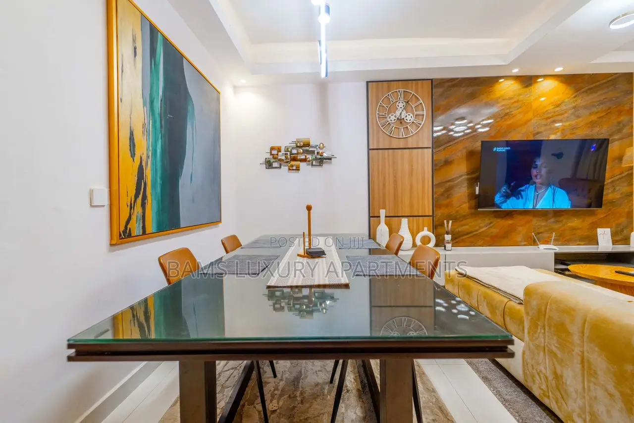 Luxurious Bedrooms Terrace in Lekki Phase 1