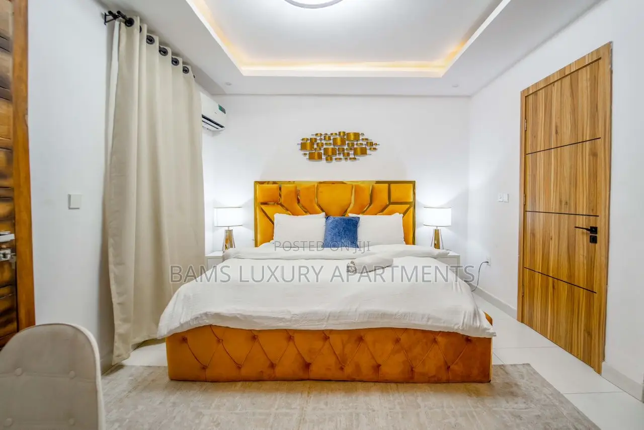 Luxurious Bedrooms Terrace in Lekki Phase 1