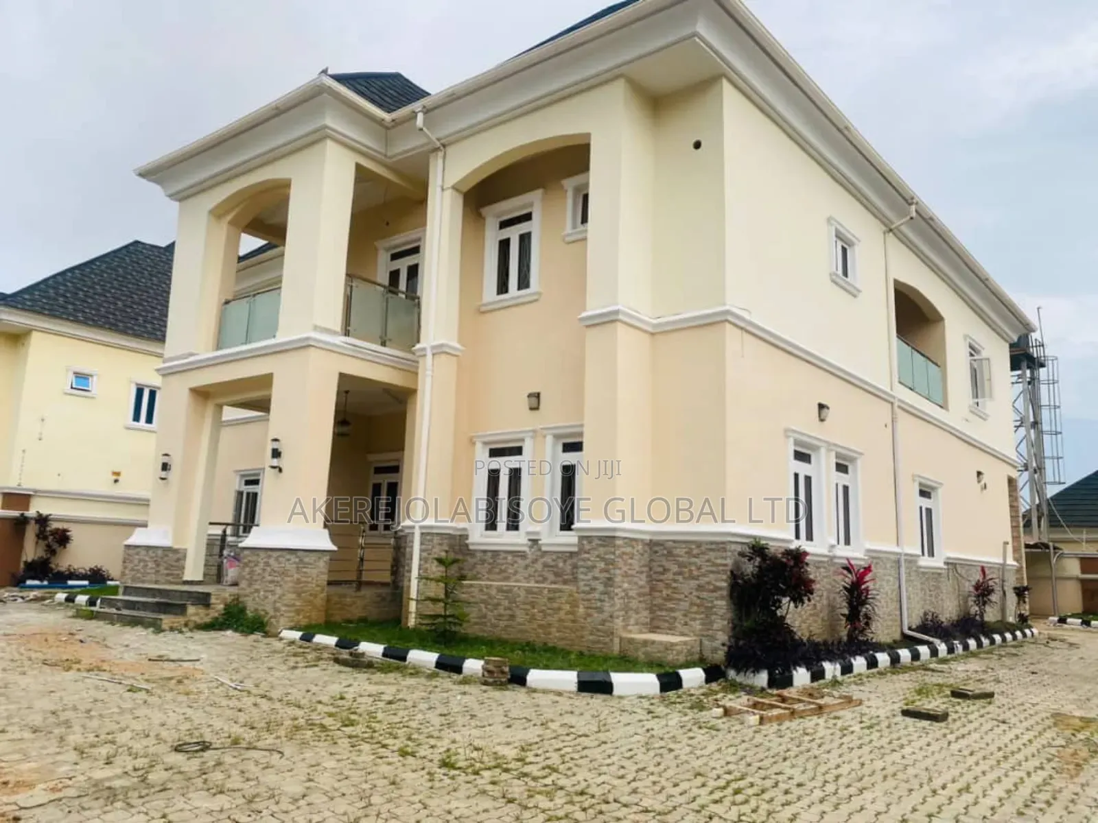 5bdrm Duplex in Efab Metropolis, Gwarinpa for rent in Gwarinpa