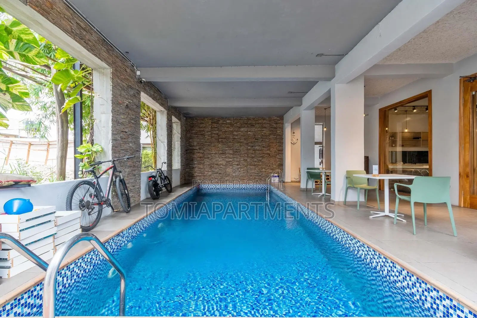 Shortlet - 2 Bedroom Loft Maisonette in Lekki in Lekki