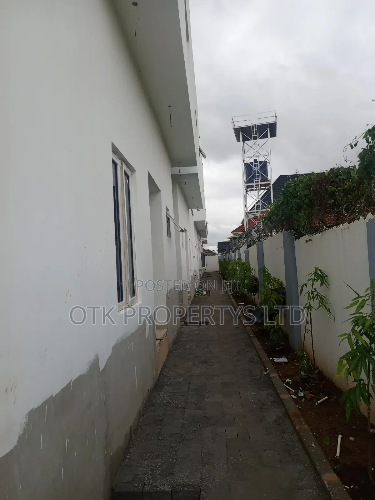 4bdrm Duplex in Fo1, Kubwa for sale in Kubwa