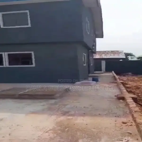 18bdrm Block of Flats in Benin City for sale in Benin City
