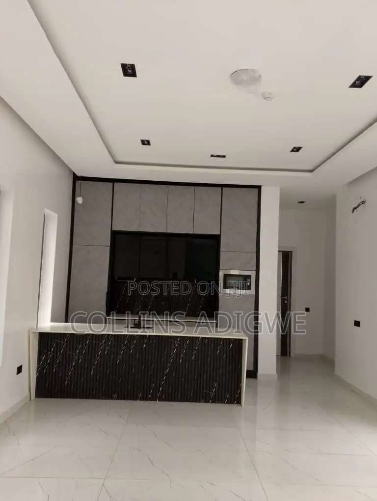 6bdrm Duplex in Lekki Please 1 Lagos for sale in Lekki Phase 1