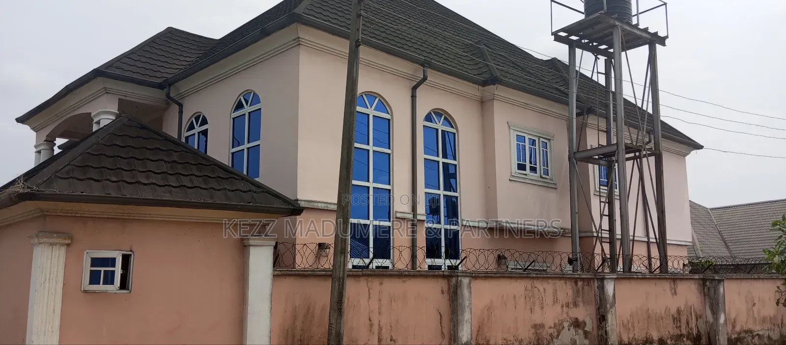 5bdrm Duplex in Freedom Estate , Off for sale in Port-Harcourt