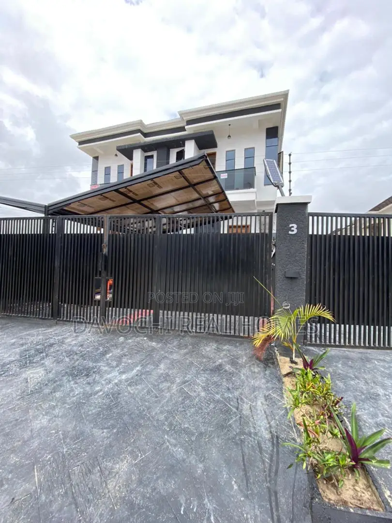 4bdrm Duplex in Ikota for sale in Ikota