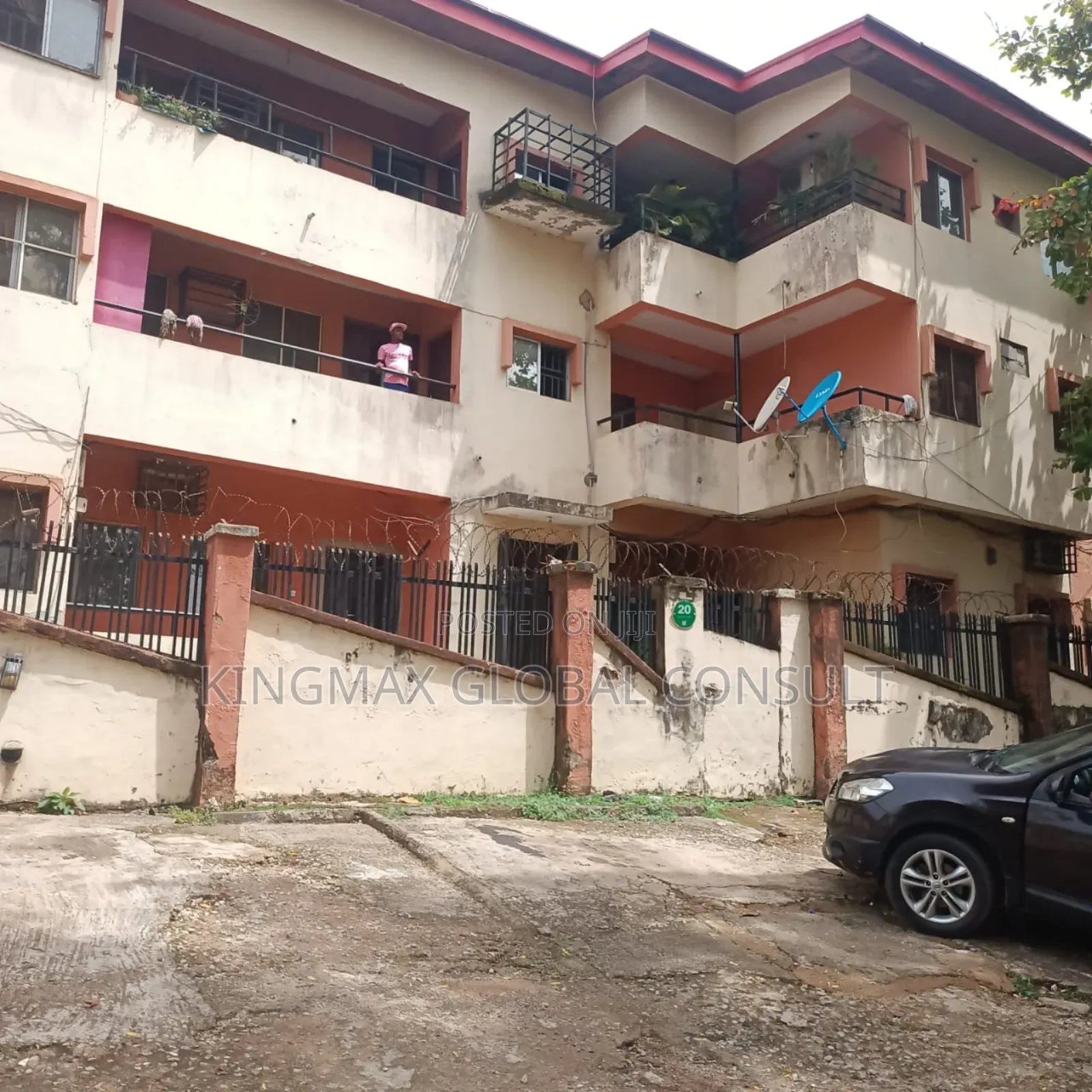 3bdrm Block of Flats in Utako for sale in Utako