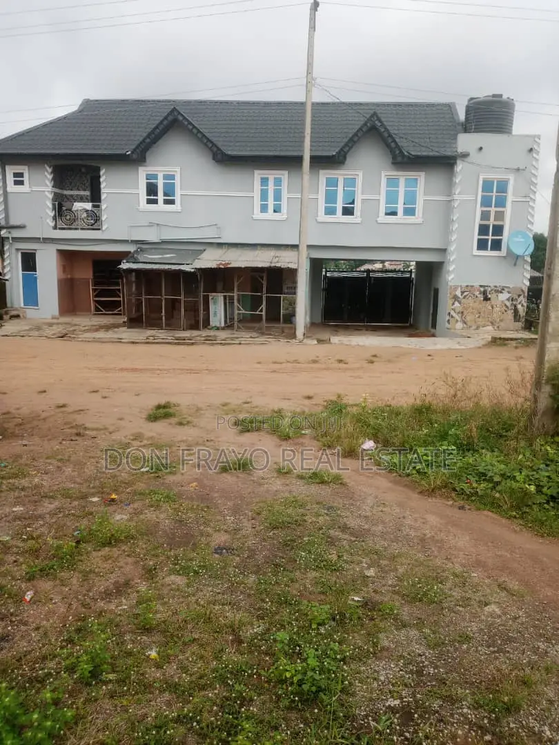 5 Units 1 Beds , 3 Beds Apt + 3 Shops at Obantoko Abeokuta in Abeokuta South