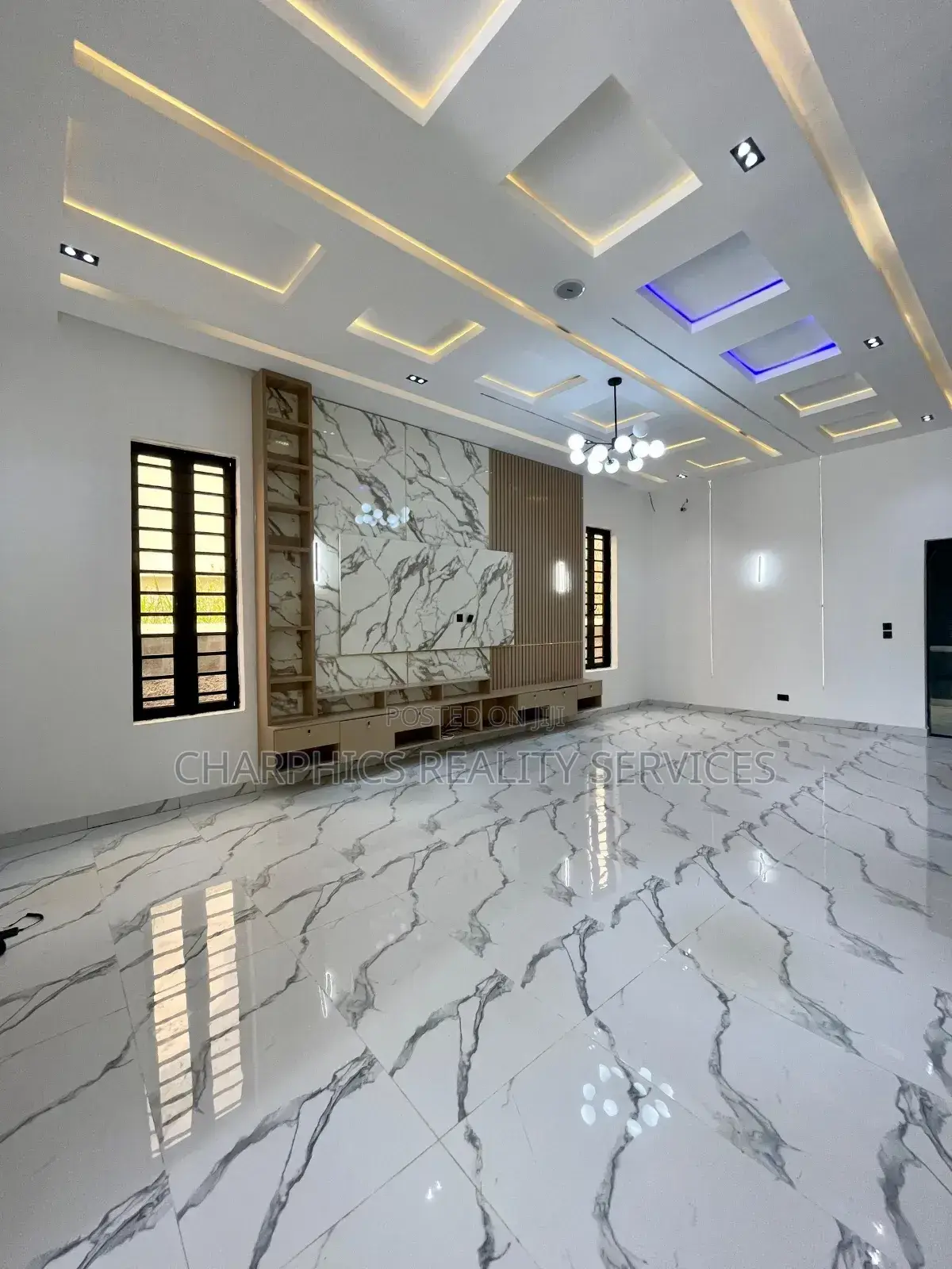 5bdrm Duplex in Ajah for sale in Ajah