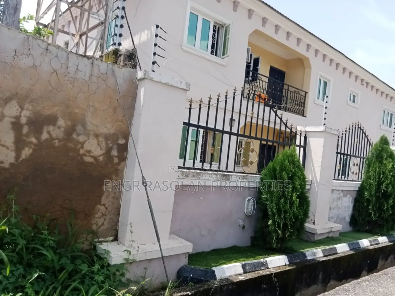 Furnished 4bdrm Block of Flats in Gra, Ilorin South for sale in Ilorin South