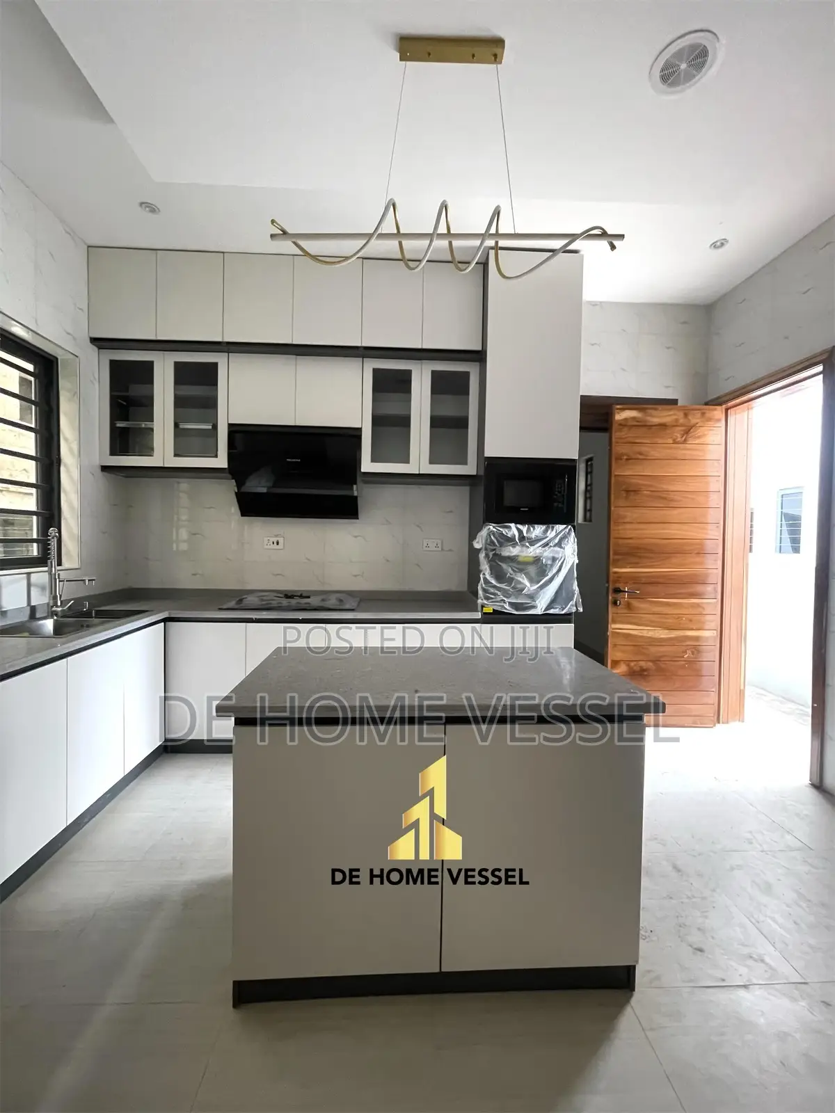 5bdrm Duplex in Lekki for sale in Lekki