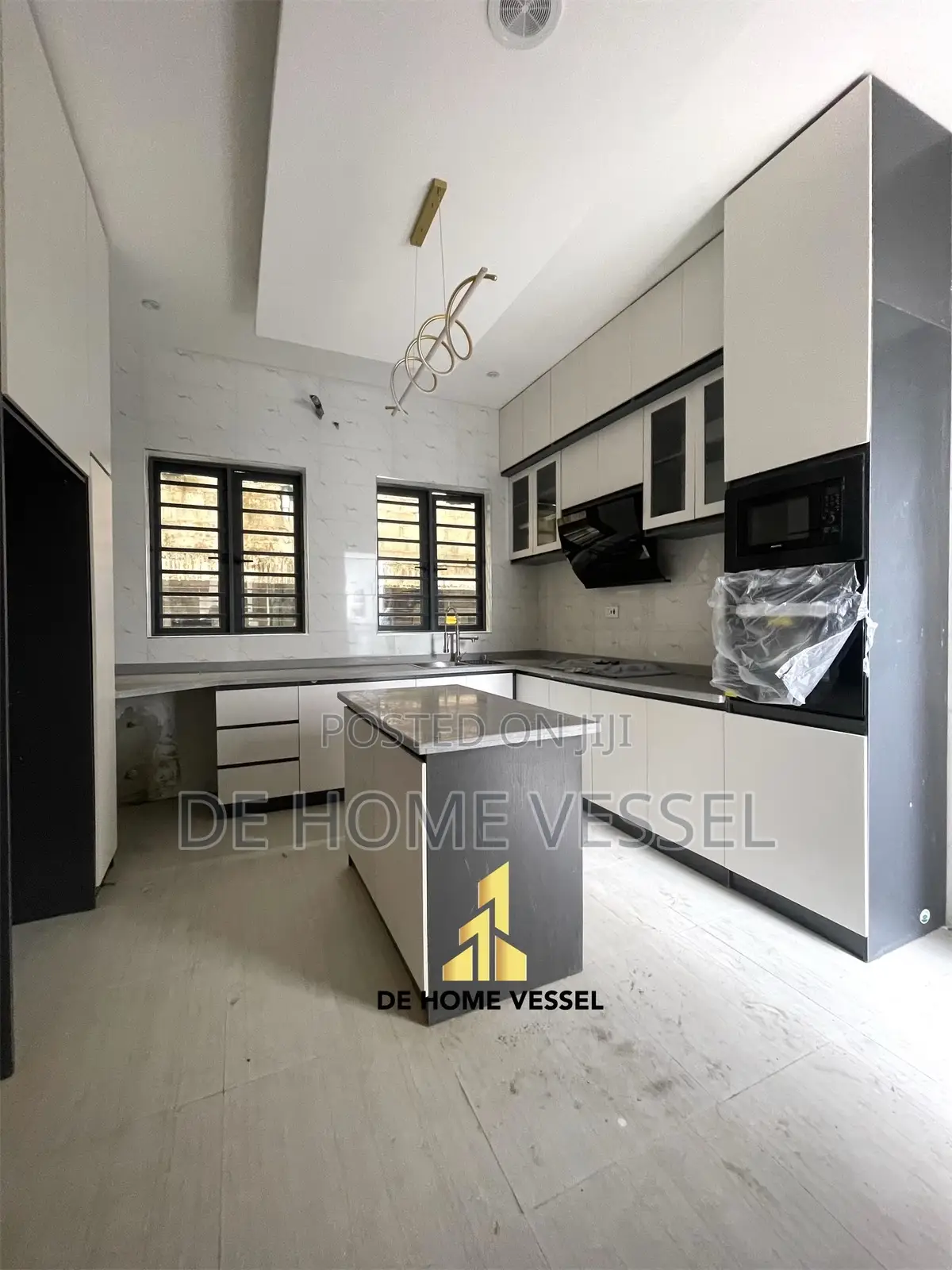 5bdrm Duplex in Lekki for sale in Lekki