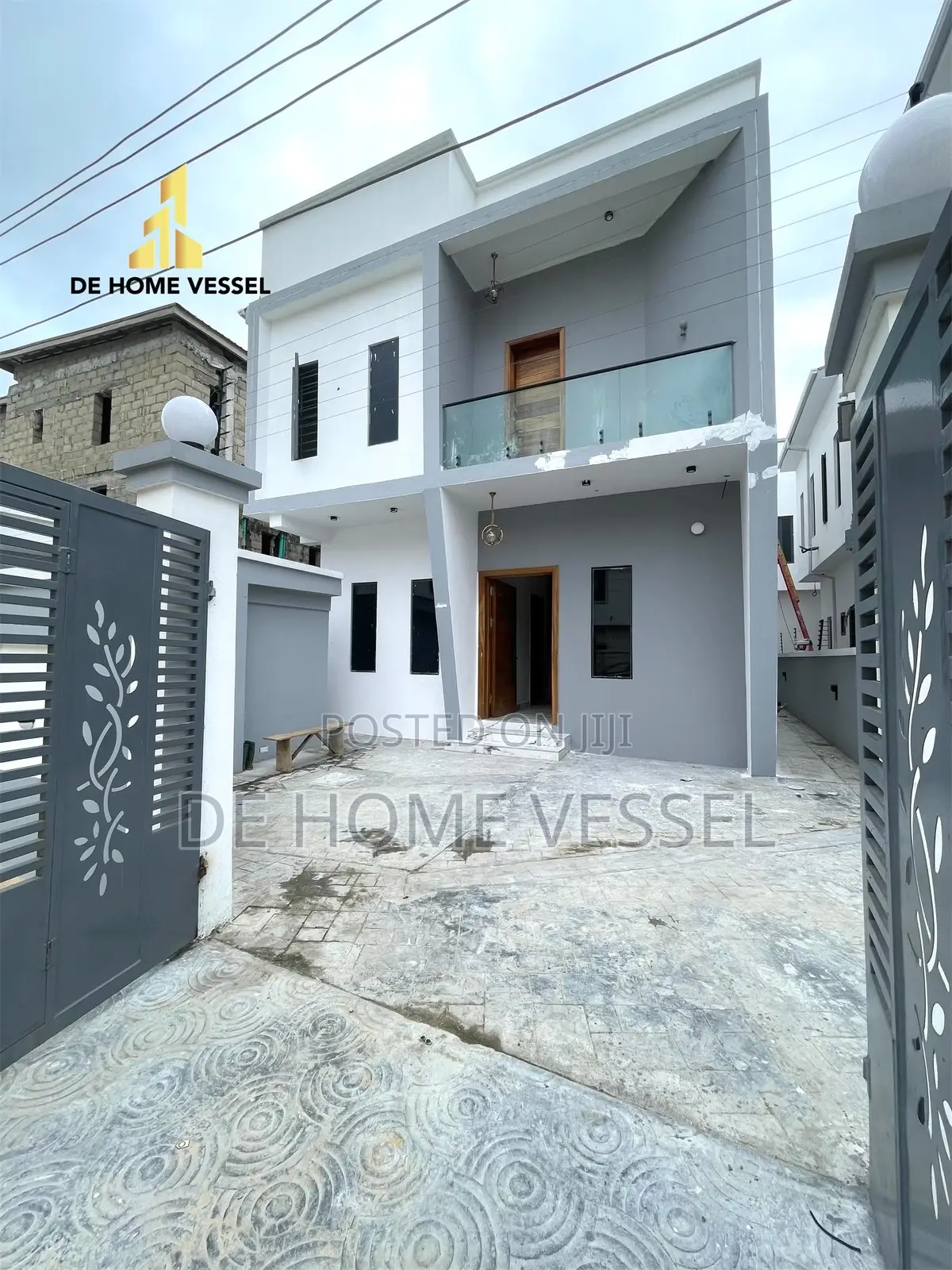 5bdrm Duplex in Lekki for sale in Lekki