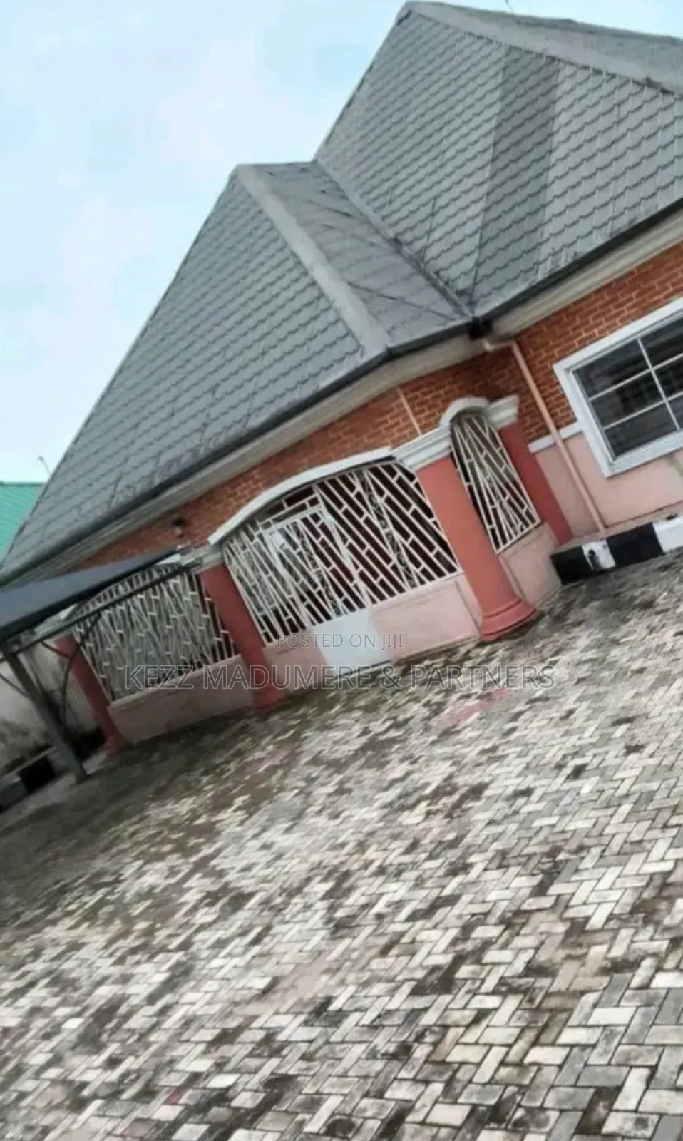 3bdrm Bungalow in At Igwuruta , Port for sale in Port-Harcourt