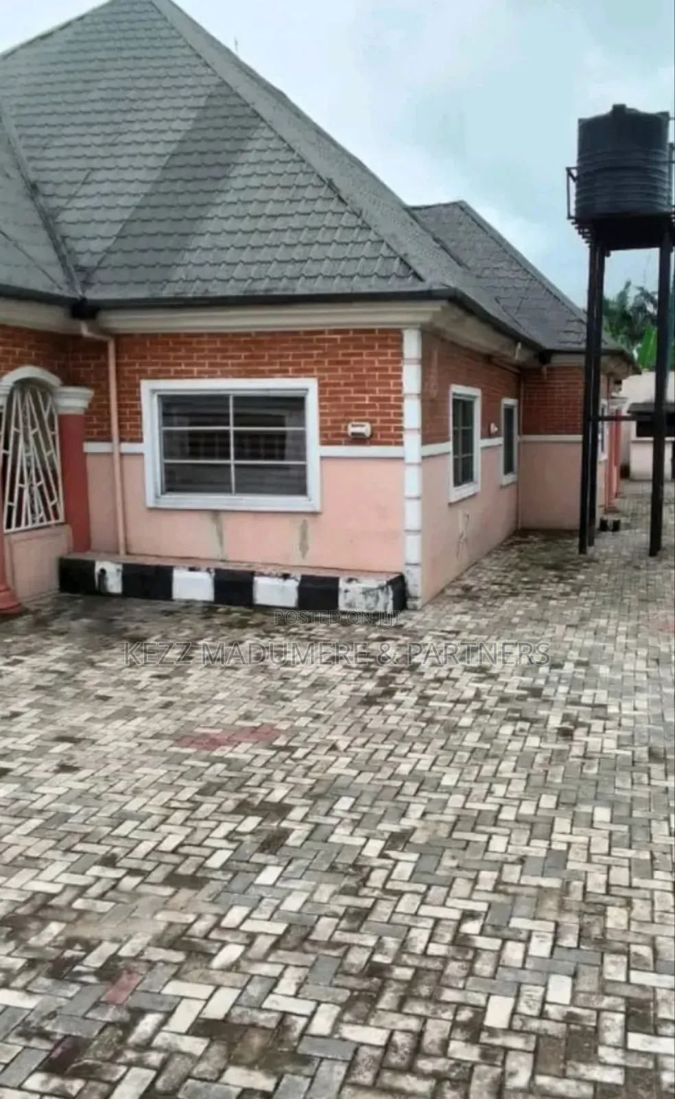 3bdrm Bungalow in At Igwuruta , Port for sale in Port-Harcourt