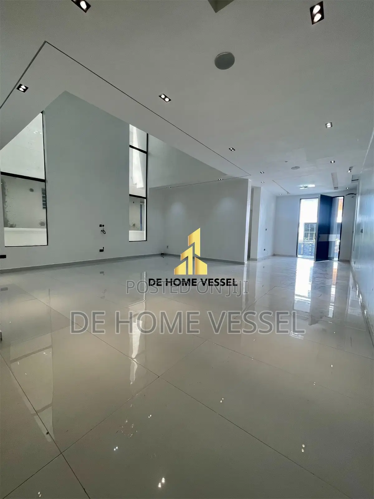 5bdrm Duplex in Lekki for sale in Lekki
