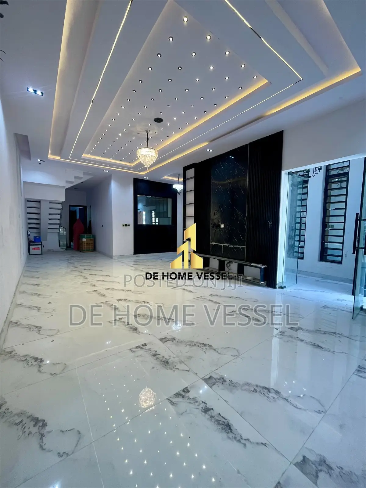 5bdrm Duplex in Ikota for sale in Ikota