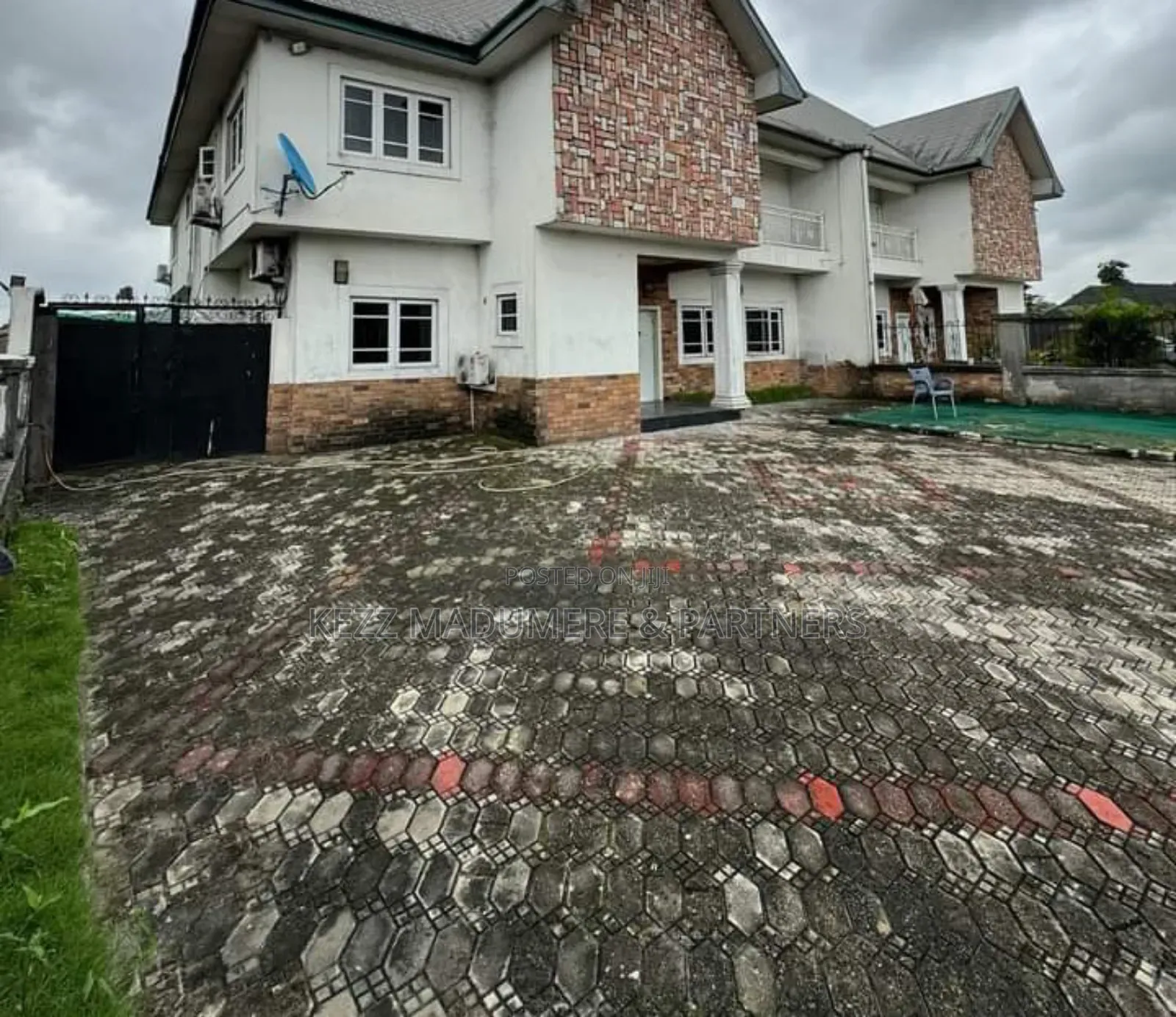 4bdrm Duplex in Trinity Estate , for sale in Port-Harcourt