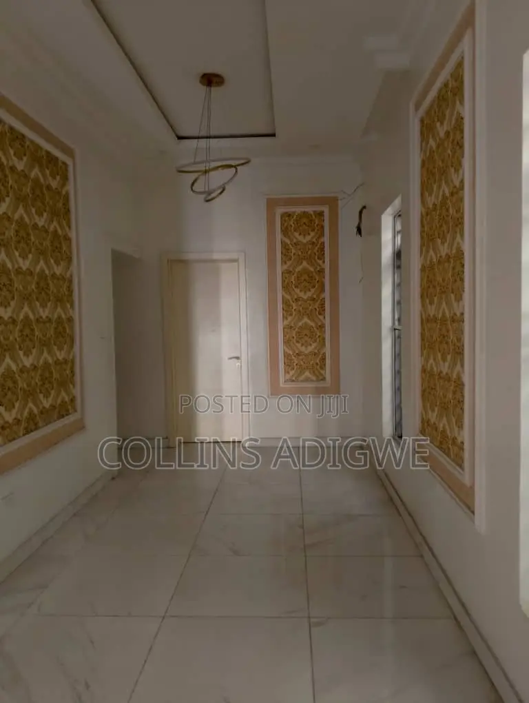 5bdrm Duplex in Oletu Osapa London for sale in Osapa london