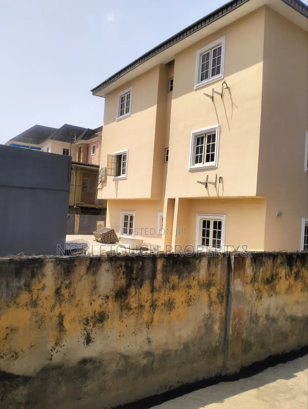 3bdrm Block of Flats in Ago Palace Way Ago for sale in Ago Palace