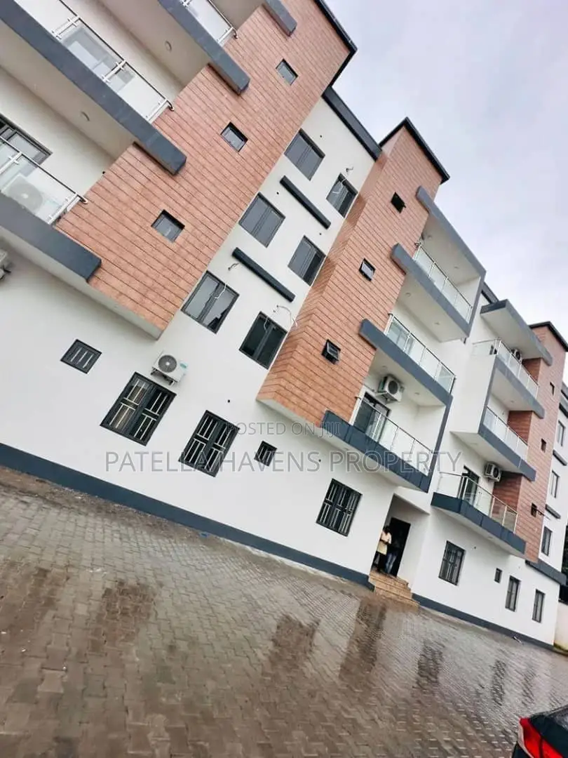 Furnished 4bdrm Apartment in Jahi for sale in Jahi