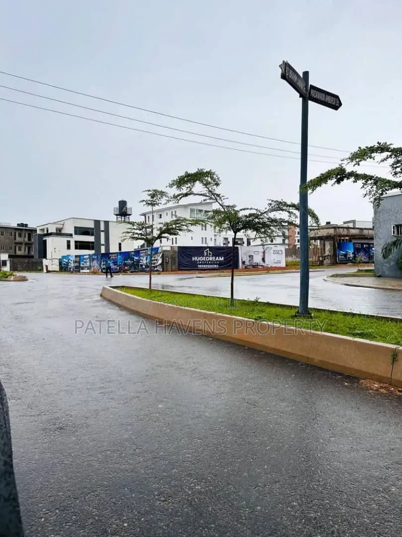 Furnished 4bdrm Apartment in Jahi for sale in Jahi