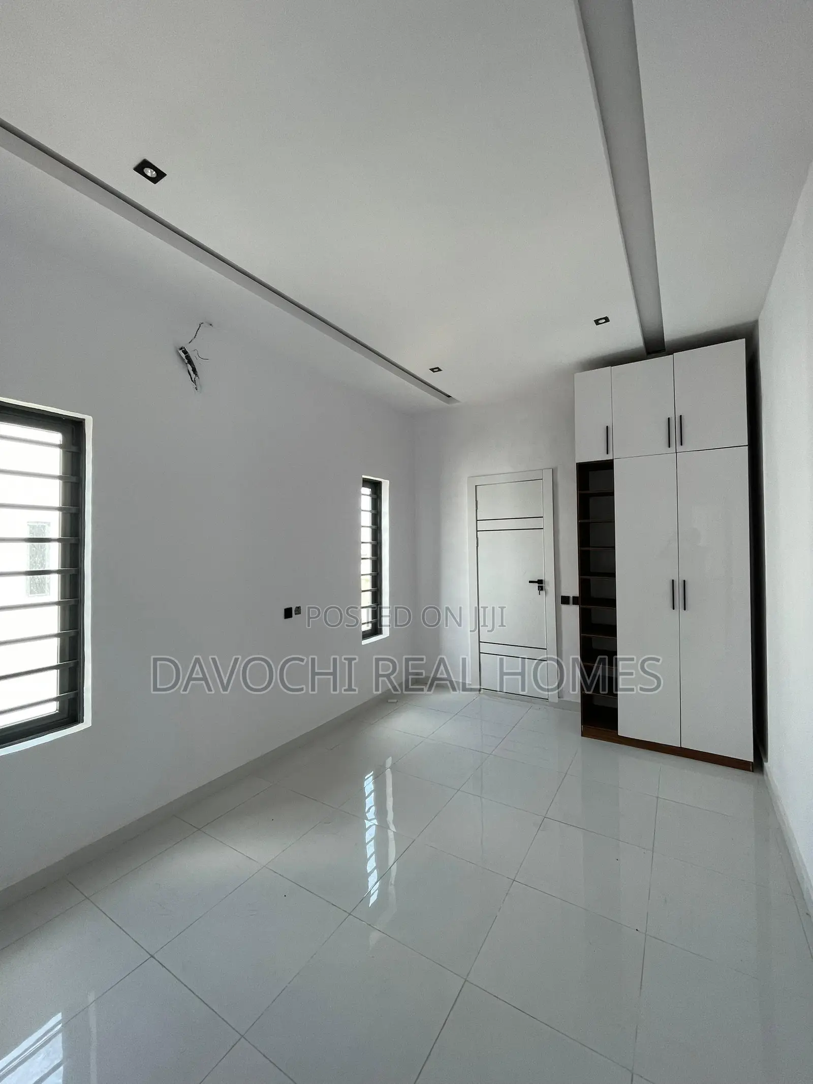 4bdrm Duplex in Off Lekki-Epe Expressway for sale in Off Lekki-Epe Expressway
