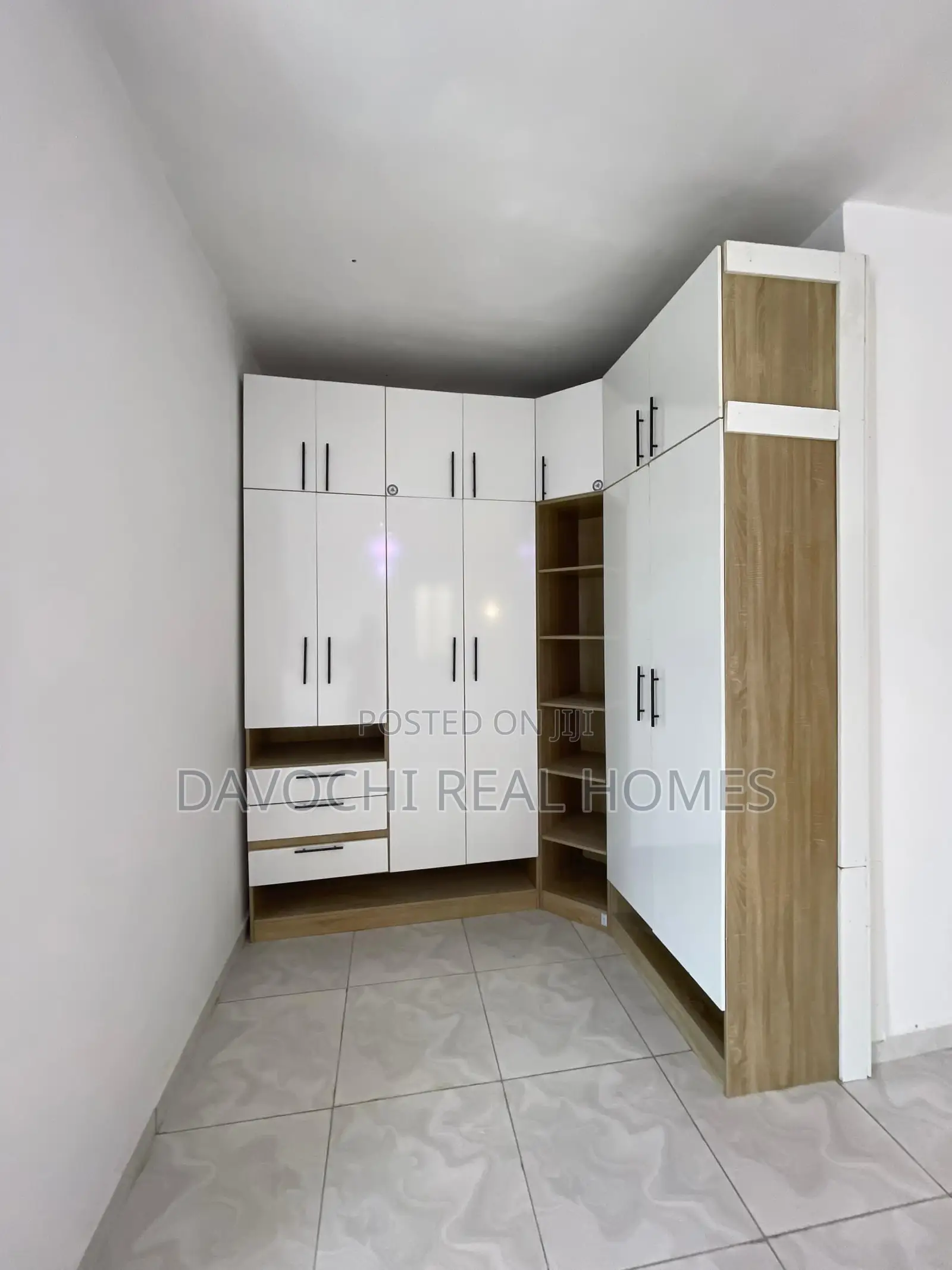 4bdrm Duplex in Off Lekki-Epe Expressway for sale in Off Lekki-Epe Expressway