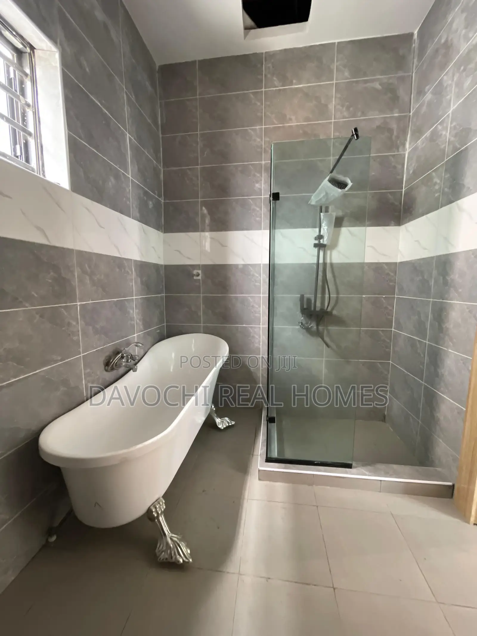 4bdrm Duplex in Off Lekki-Epe Expressway for sale in Off Lekki-Epe Expressway