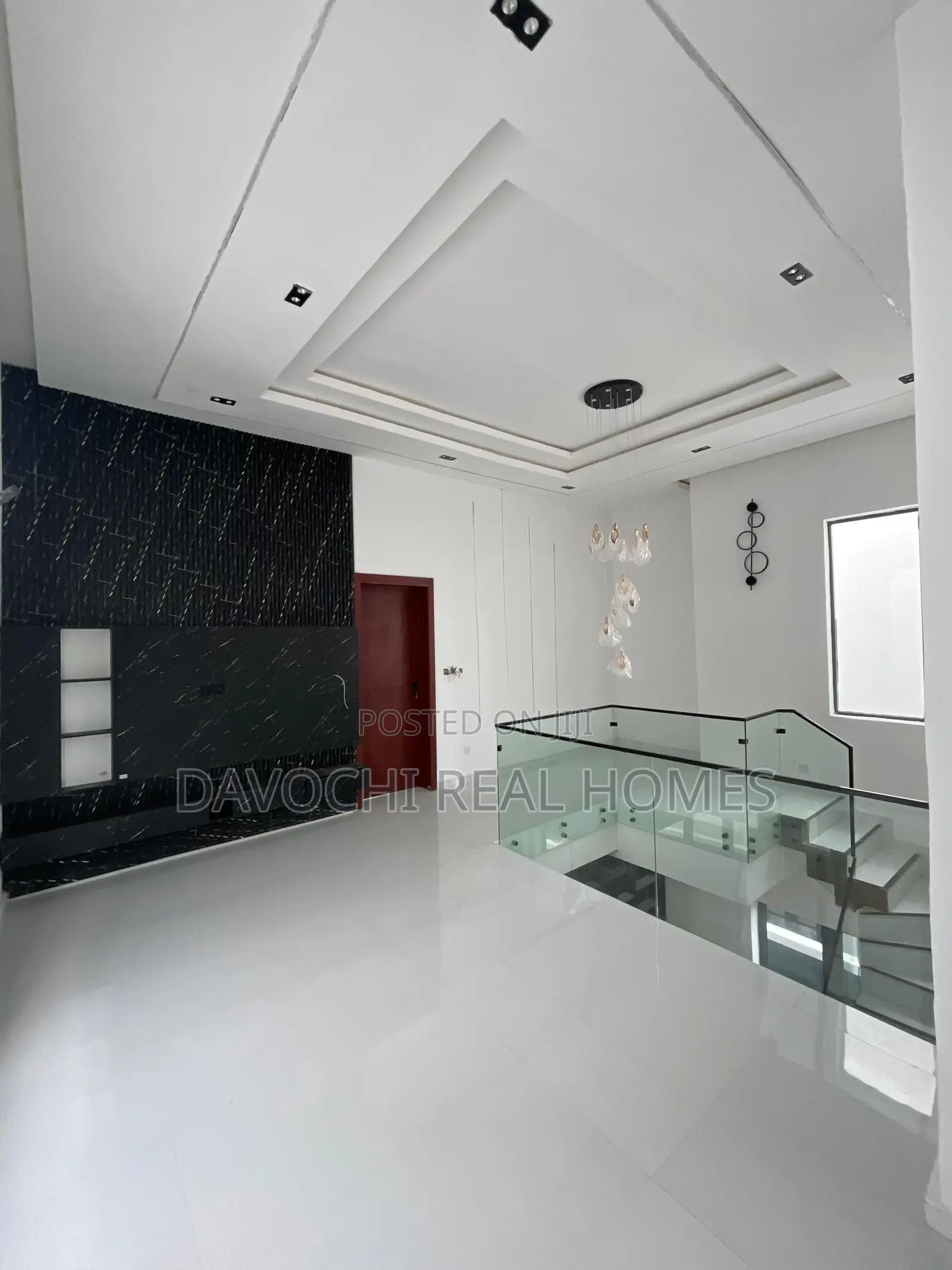 5bdrm Duplex in Off Lekki-Epe Expressway for sale in Off Lekki-Epe Expressway