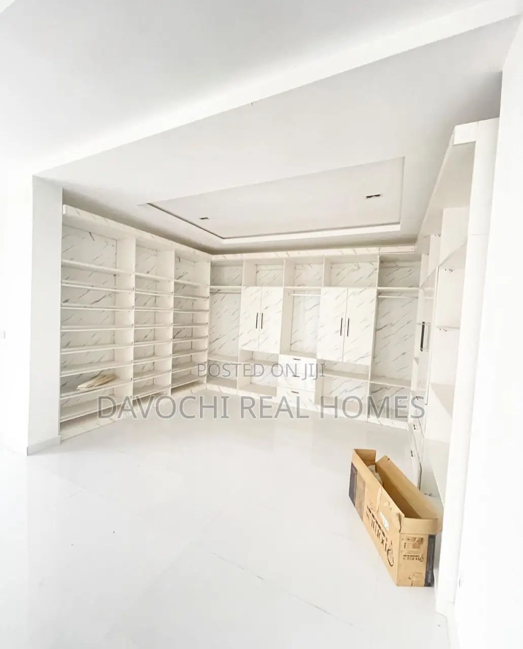 5bdrm Duplex in Off Lekki-Epe Expressway for sale in Off Lekki-Epe Expressway