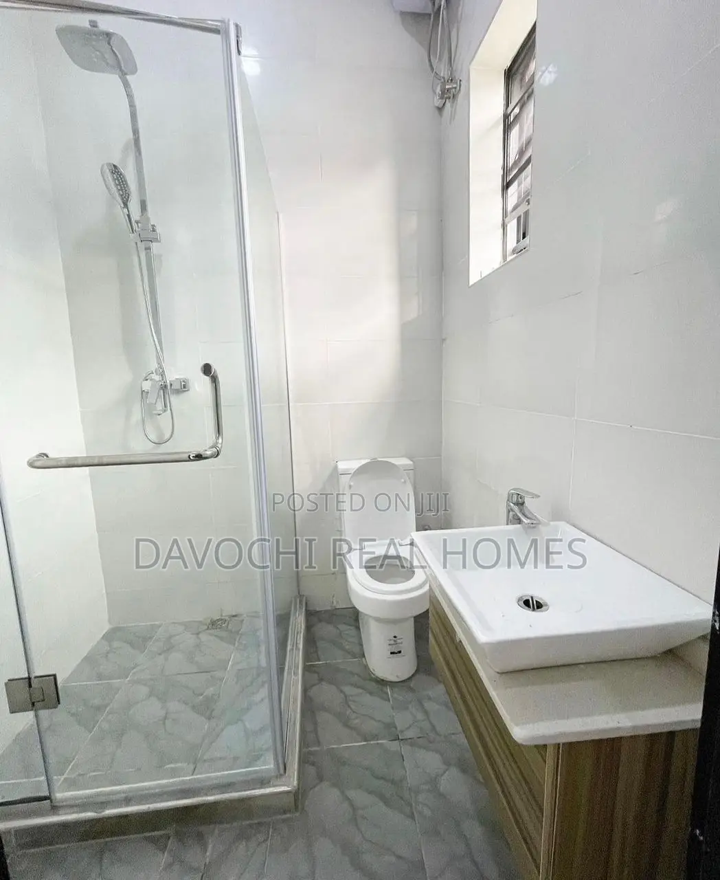 4bdrm Duplex in Lekki Phase 2 for sale in Lekki Phase 2